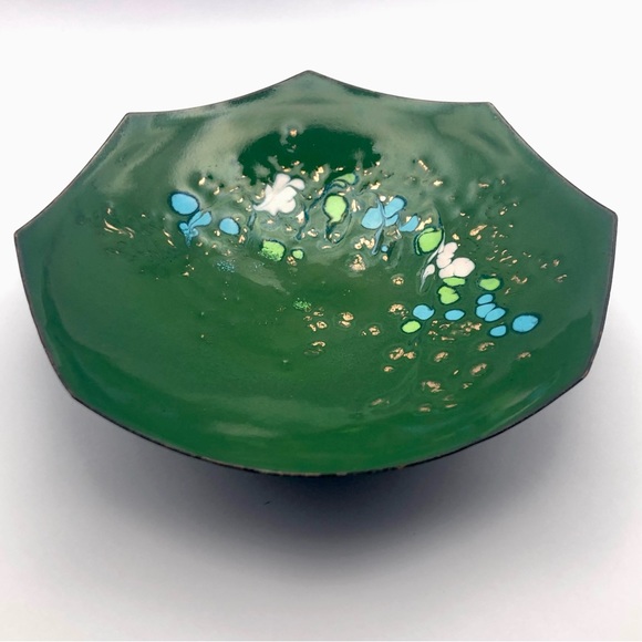 [vintage] Unsigned MCM Enameled Copper Footed Dish - Picture 3 of 14